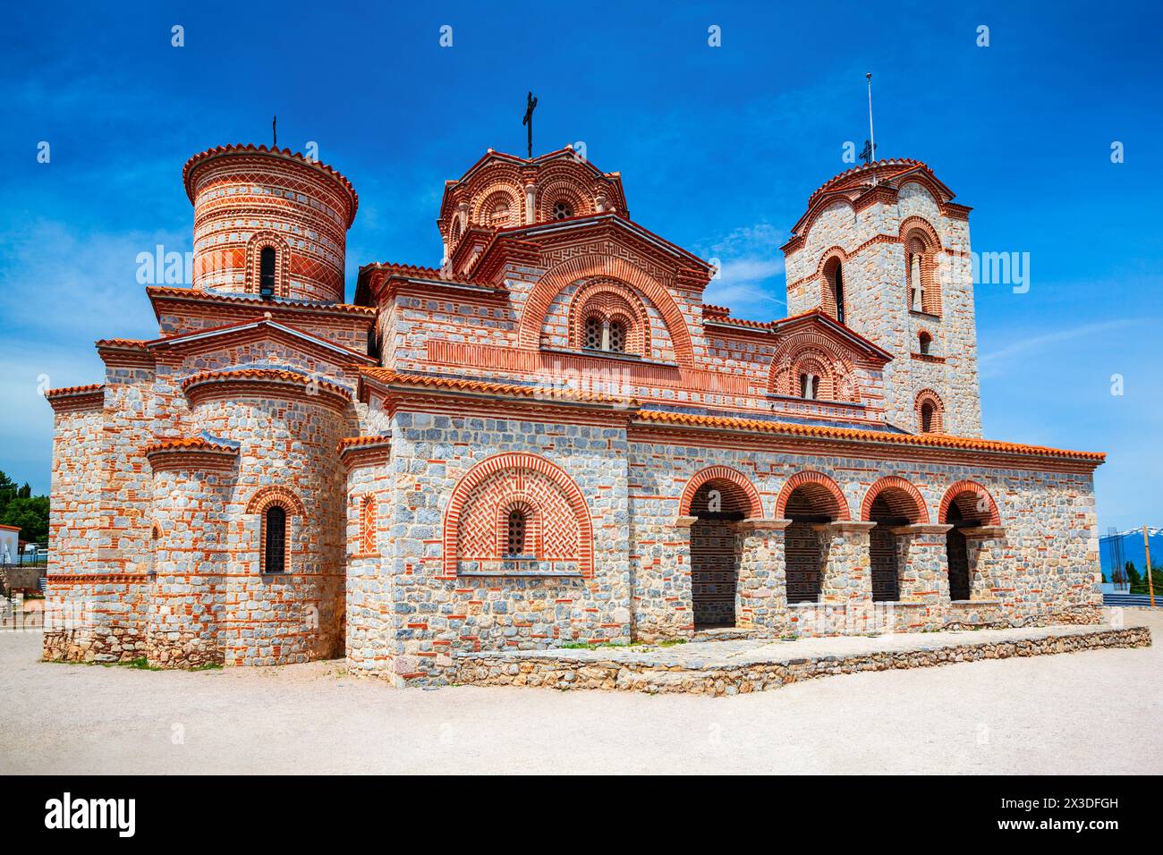 Chiesa dei Santi Clemente e Panteleimon o Crkva Sveti Kliment Pantelejmon è una chiesa bizantina di Ohrid, Macedonia del Nord Foto Stock