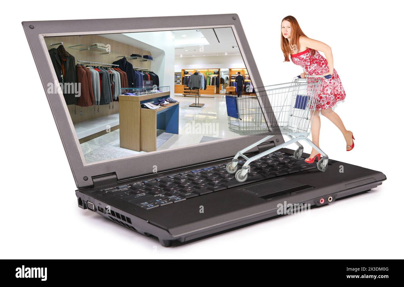 collage con ragazza con carrello della spesa vuoto che si affretta a fare shopping e laptop isolato su un concetto di shopping online bianco Foto Stock