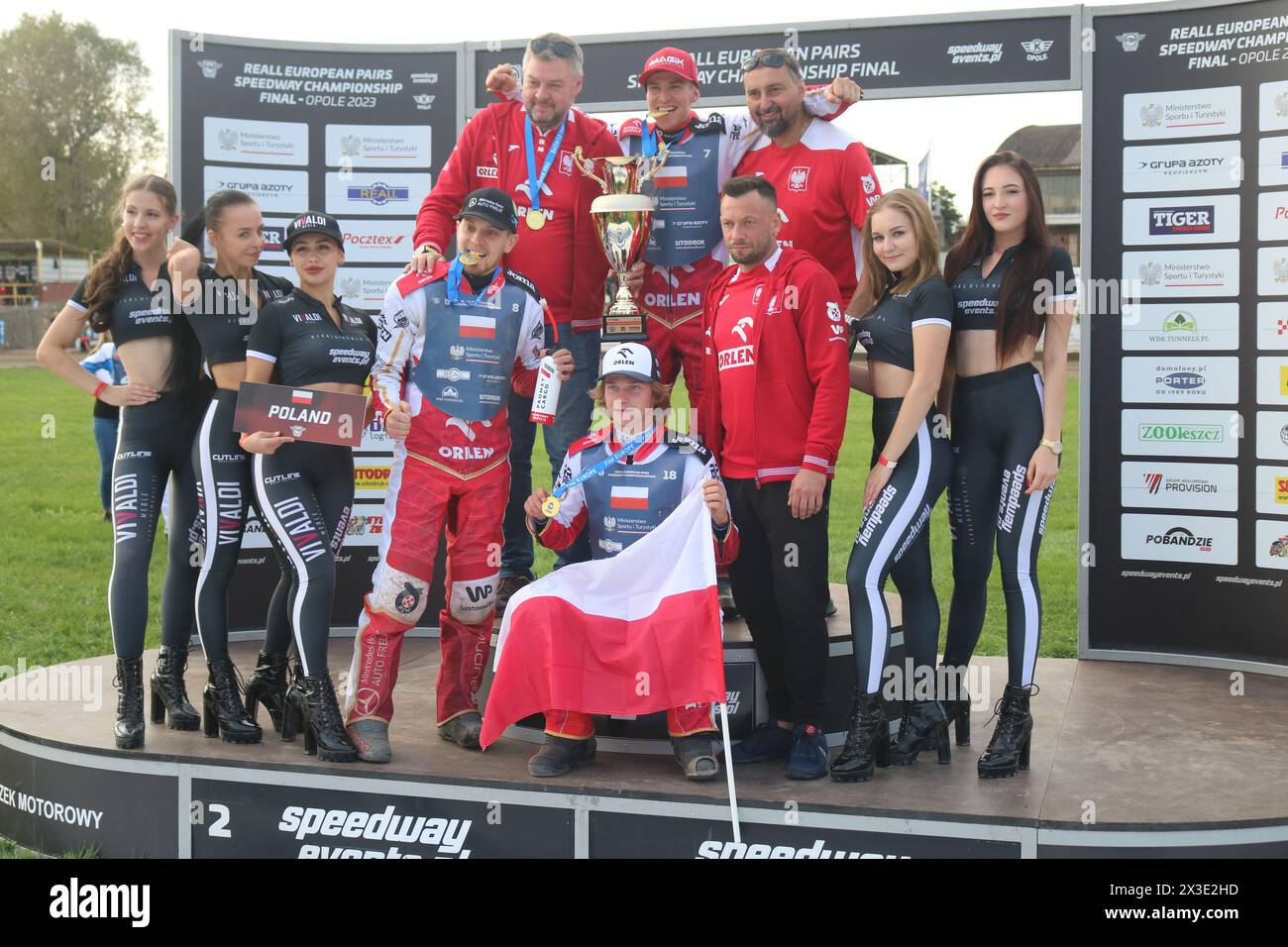 2023.10.01 Opole, Polonia, speedway Reall European Pairs Speedway Championship op: Podio: Primo posto - Polonia Foto Stock