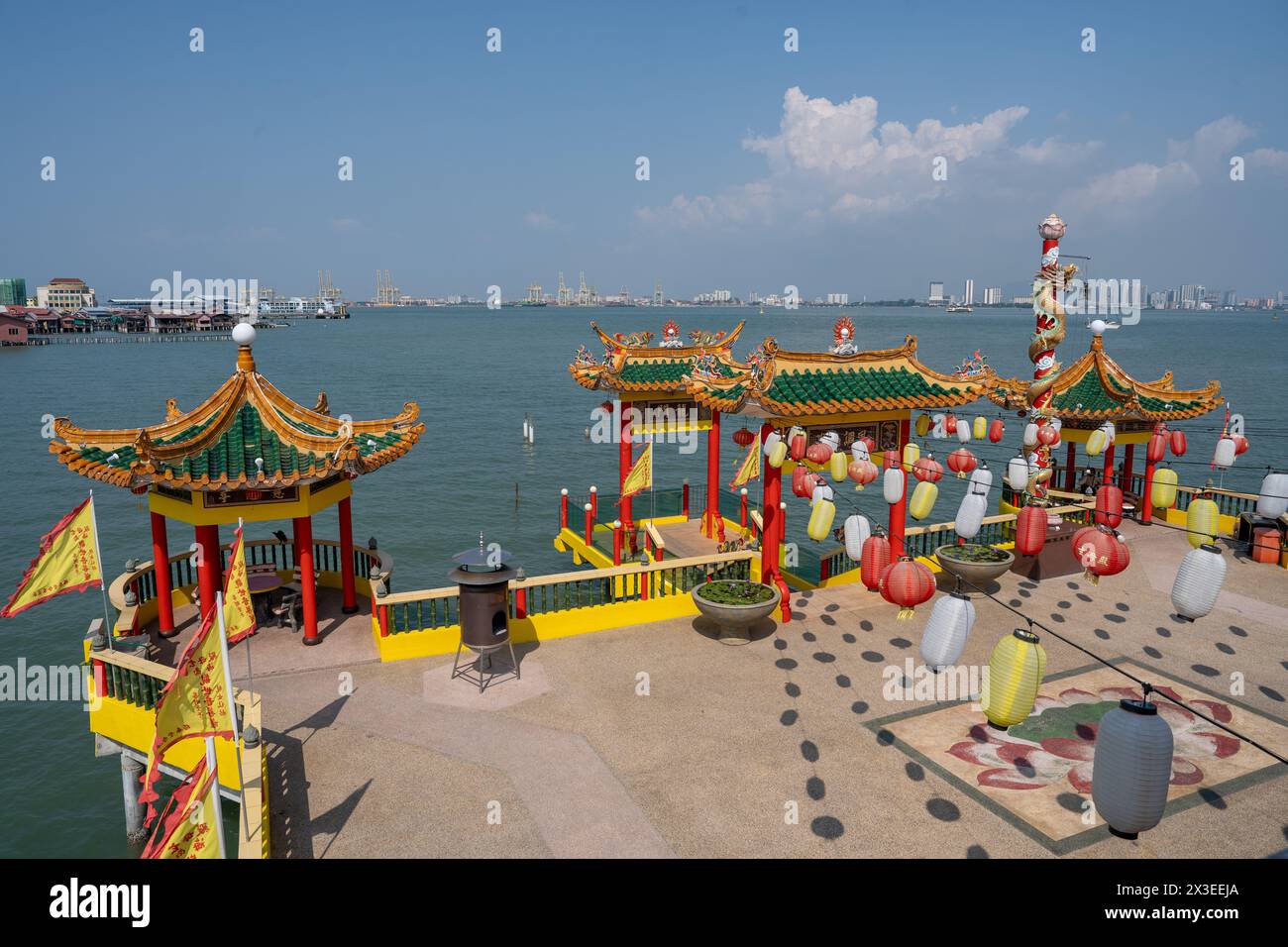 Il tempio cinese Hean Boo Thean Kuan Yin, il tempio di Chew Jetty a Georgetown, sull'isola di Penang, in Malesia, nel sud-est asiatico Foto Stock