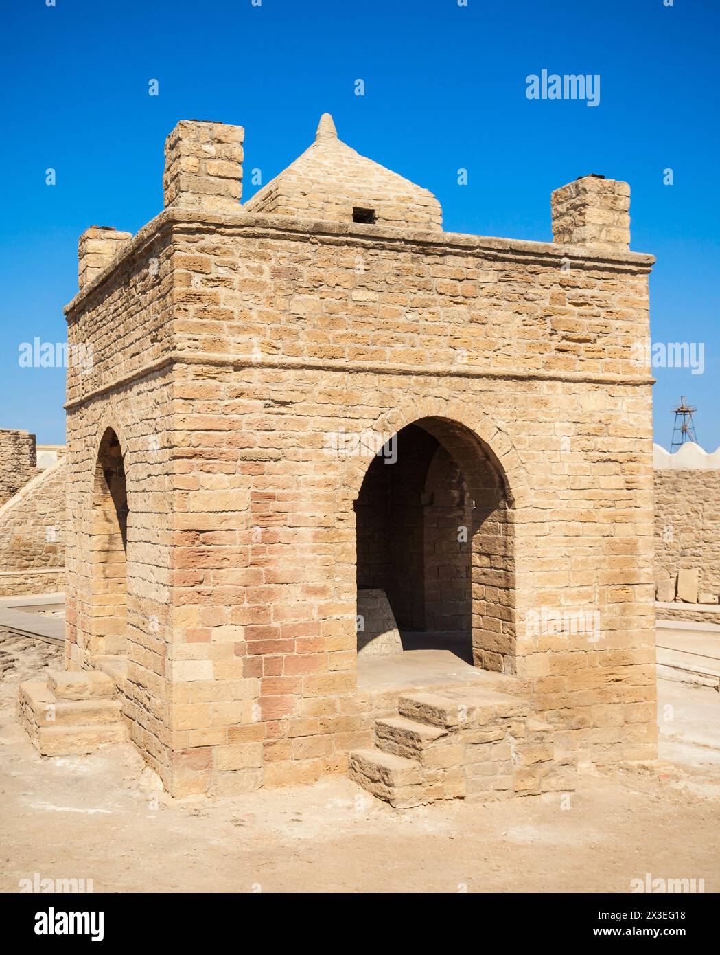 La Baku Ateshgah o il tempio di fuoco di Baku è un tempio di Surakhani vicino a Baku, in Azerbaijan. Sulla base di Persiano e iscrizioni indiano, il tempio fu utilizzato come Foto Stock