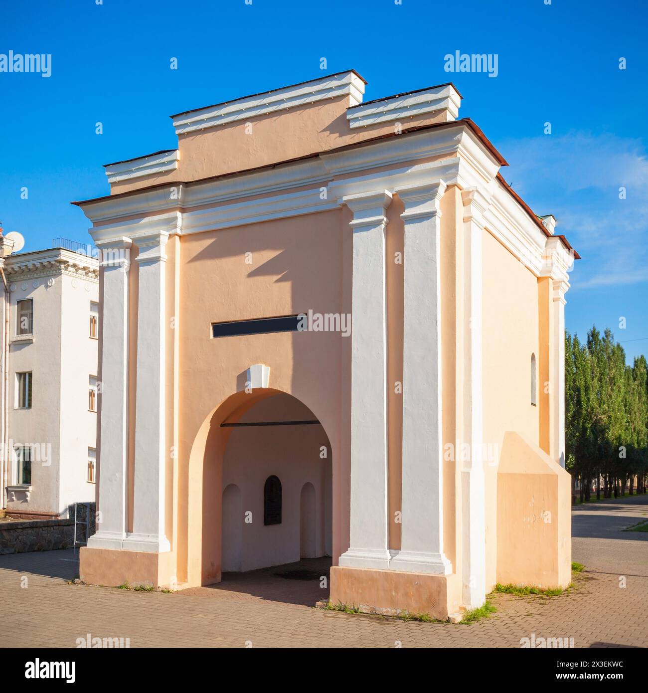 Le porte di Tara o Tarskiye Vorota nel centro di Omsk in Siberia, Russia Foto Stock