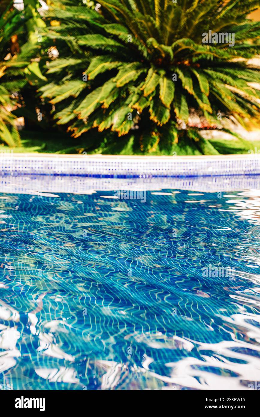 Parte di una piscina pubblica all'aperto. Foto Stock