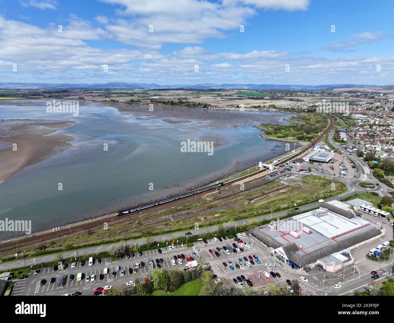 Vista aerea con drone di Montrose Angus Scozia Foto Stock