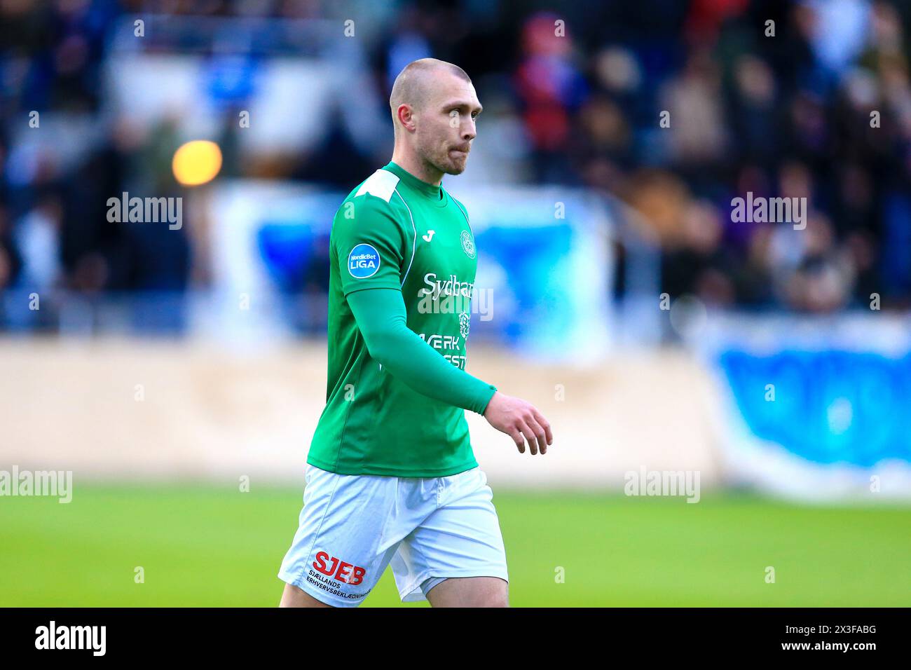 Copenaghen, Danimarca. 19 aprile 2024. Laurits Bust (4) del Naestved BK visto durante il NordicBet Liga match tra B.93 e Nasestved BK a Vanlose Idrætspark a Copenaghen. (Credito fotografico: Gonzales Photo - Christian Midtgaard). Foto Stock