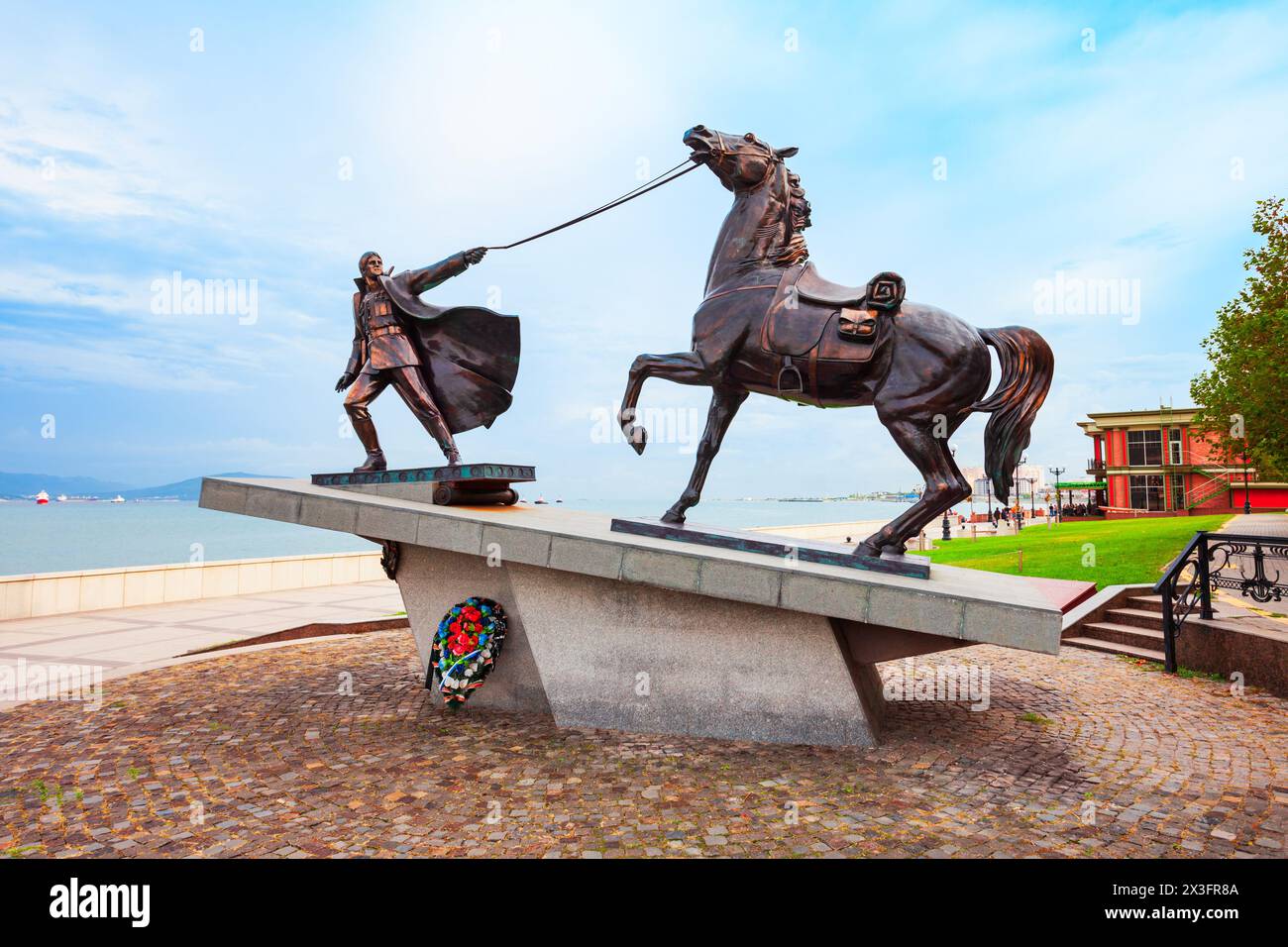 Novorossijsk, Russia - 02 ottobre 2020: Monumento all'esodo nella città di Novorossijsk, il porto principale sul Mar Nero a Krasnodar, Russia. Foto Stock