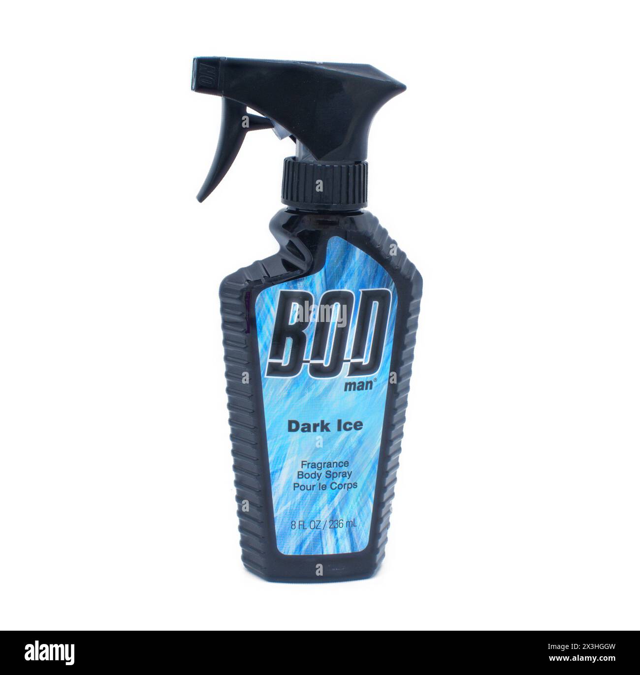 Ocala, Florida 2-18-2024 fragranza BOD MAN Dark Ice body spray in flacone spray nero con etichetta blu isolata su sfondo bianco venduto al Walma Foto Stock