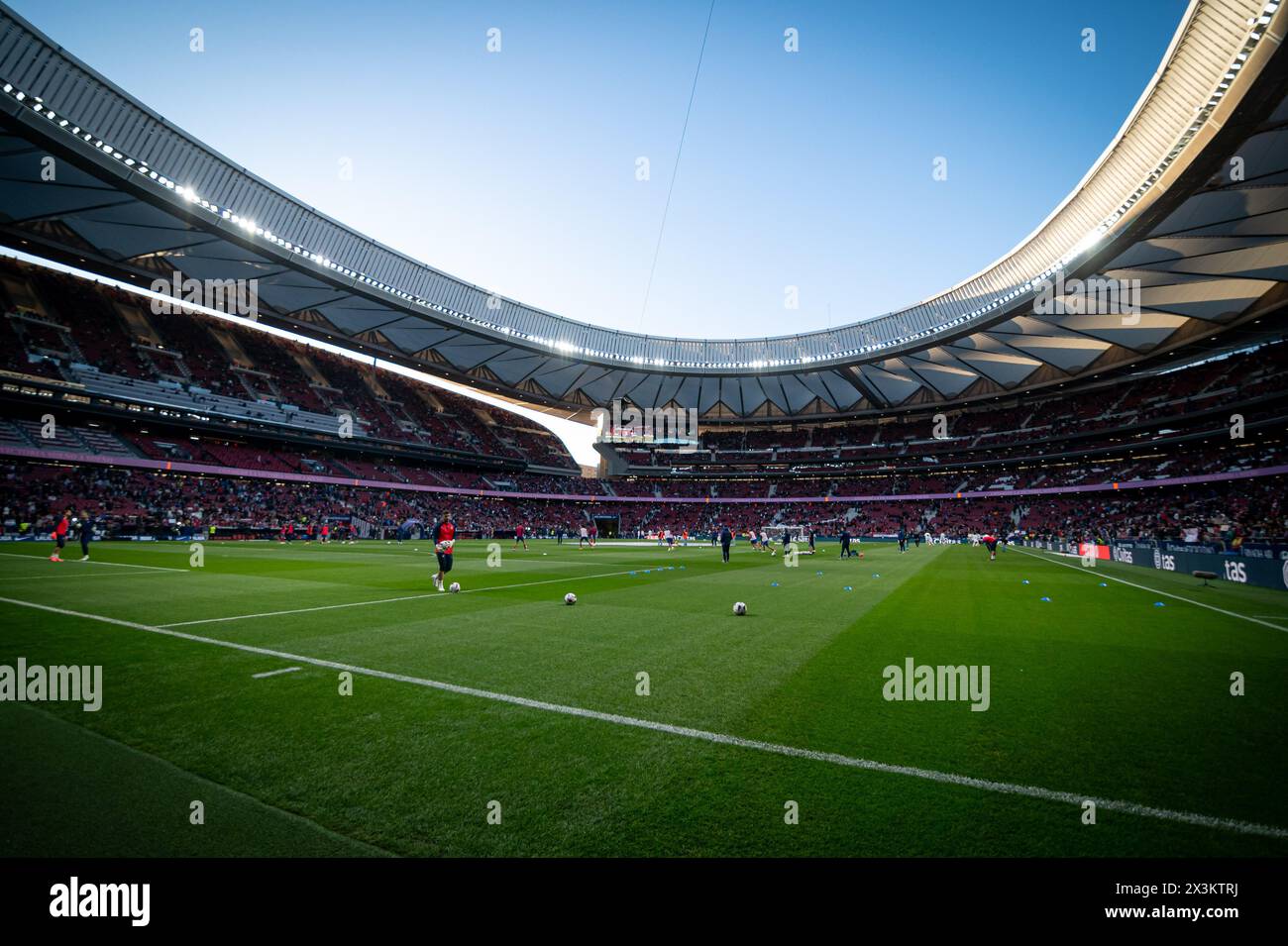 Madrid, Spagna. 27 aprile 2024. Vista del civets Metropolitano durante una partita della Liga EA Sports tra l'Atético de Madrid e l'Athletic Club de Bilbao al Civitas Metropolitano, a Madrid, Spagna, il 27 aprile 2024. Foto di Felipe Mondino/Sipa USA credito: SIPA USA/Alamy Live News Foto Stock