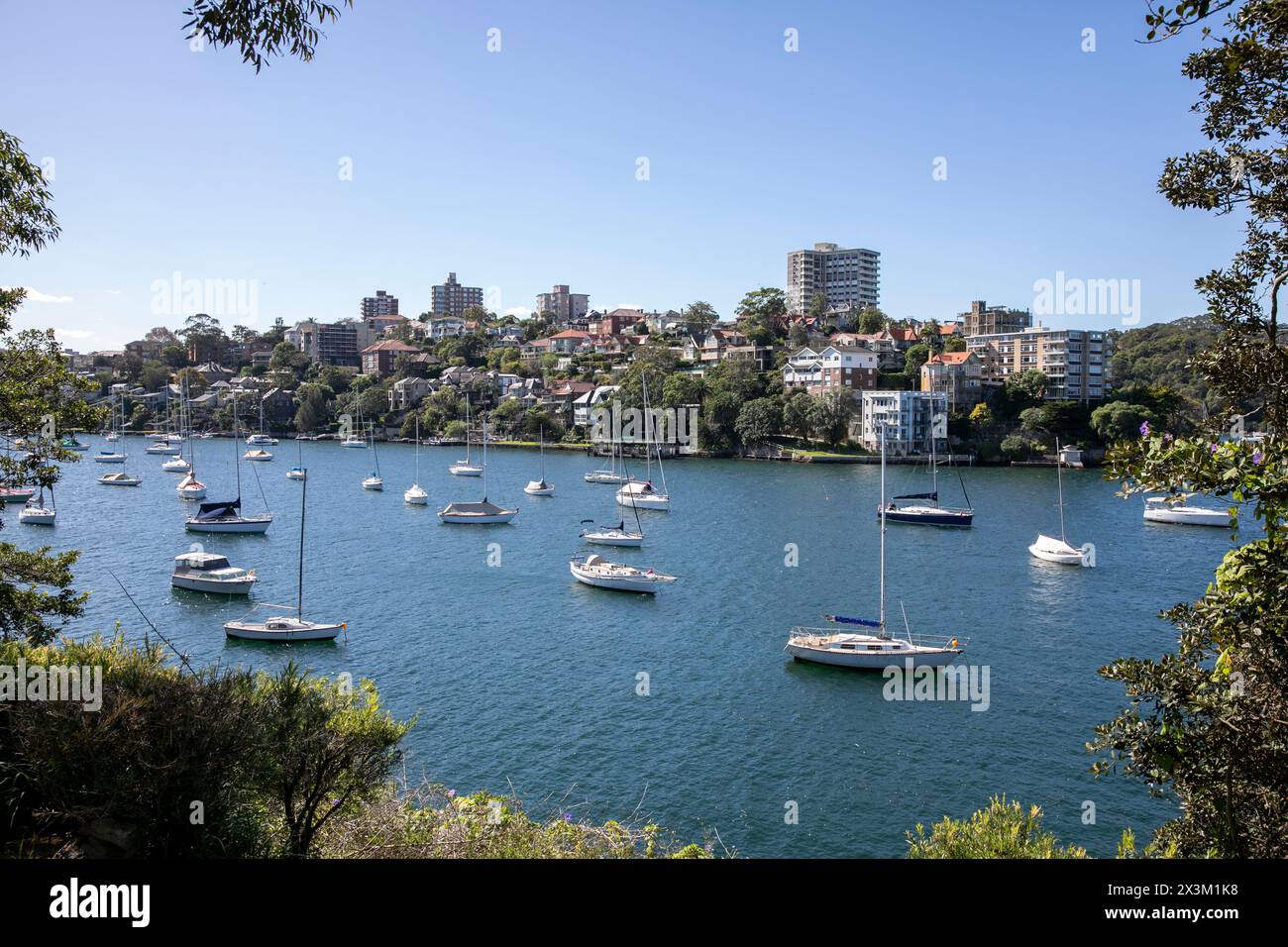 Mosman Bay vista dall'area di Cremorne Point, costa nord inferiore di Sydney, Sydney Harbour, NSW, Australia, 2024 Foto Stock