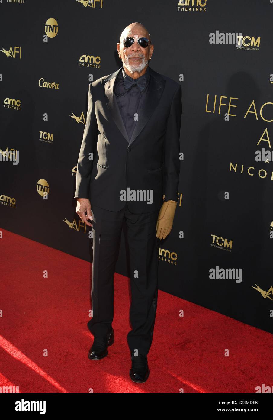 Hollywood, California. 27 aprile 2024. Morgan Freeman al 49° AFI Life Achievement Award omaggio a Nicole Kidman al Dolby Theater di Hollywood, California, il 27 aprile 2024. Crediti: Jeffrey Mayer/Media Punch/Alamy Live News Foto Stock