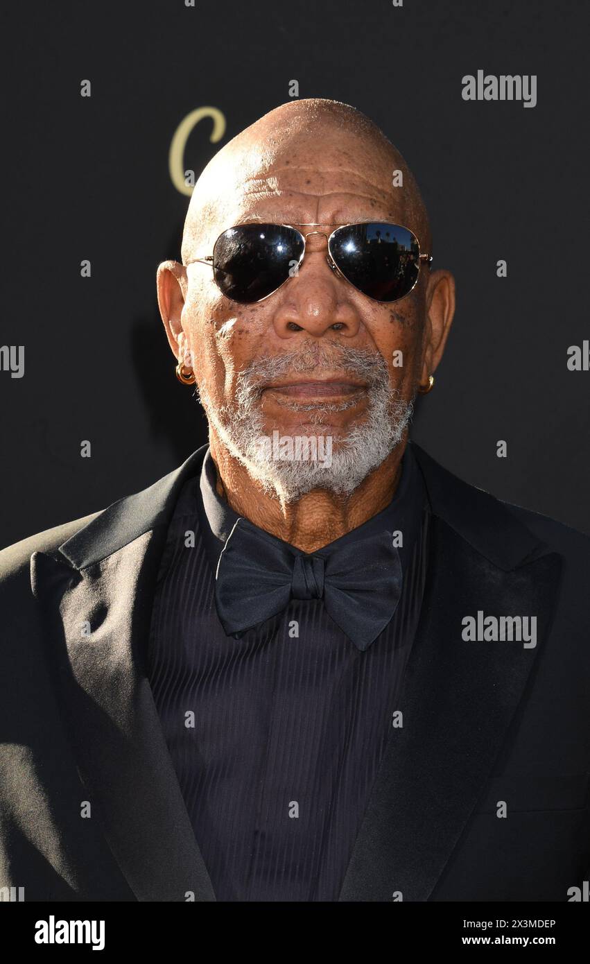 Hollywood, California. 27 aprile 2024. Morgan Freeman al 49° AFI Life Achievement Award omaggio a Nicole Kidman al Dolby Theater di Hollywood, California, il 27 aprile 2024. Crediti: Jeffrey Mayer/Media Punch/Alamy Live News Foto Stock