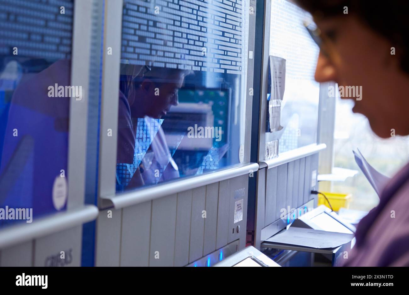 Analisi clinica, ematologia, Ospedale Donostia, San Sebastian, Gipuzkoa, Paesi Baschi Foto Stock