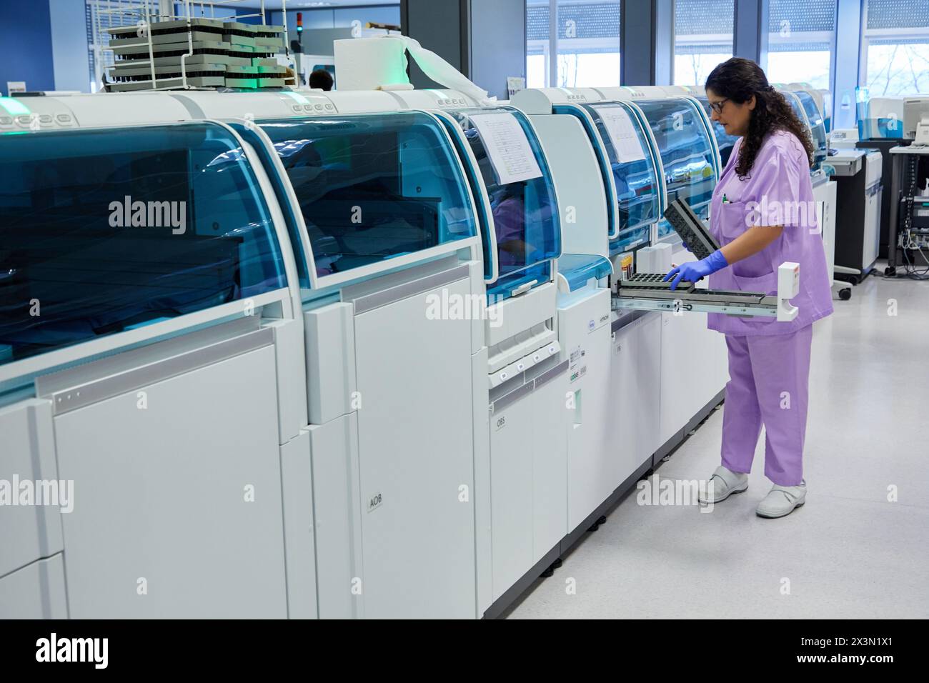 Analisi clinica, ematologia, Ospedale Donostia, San Sebastian, Gipuzkoa, Paesi Baschi Foto Stock