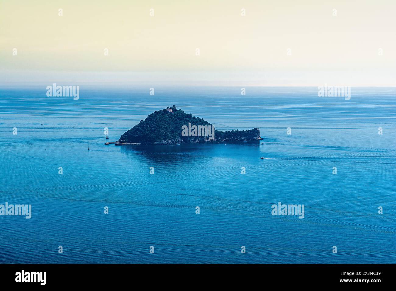 Gallinara, splendida isola del Mar Ligure, tra Alassio e Albenga Foto Stock