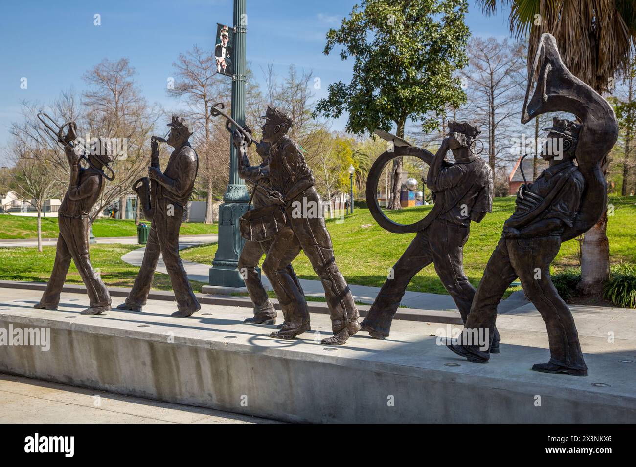 New Orleans, Louisiana. Quartiere francese, Statua delle bande d'ottone, Louis Armstrong Park. Foto Stock