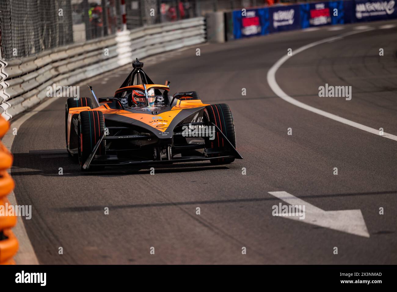 08 BARNARD Taylor (gbr), NEOM McLaren Formula e Team, Nissan e-4ORCE 04, azione durante l'ePrix di Monaco 2024, 6° appuntamento del Campionato Mondiale ABB FIA Formula e 2023-24, sul circuito di Monaco dal 25 al 27 aprile 2024 a Monaco - Photo Germain Hazard / DPPI Foto Stock