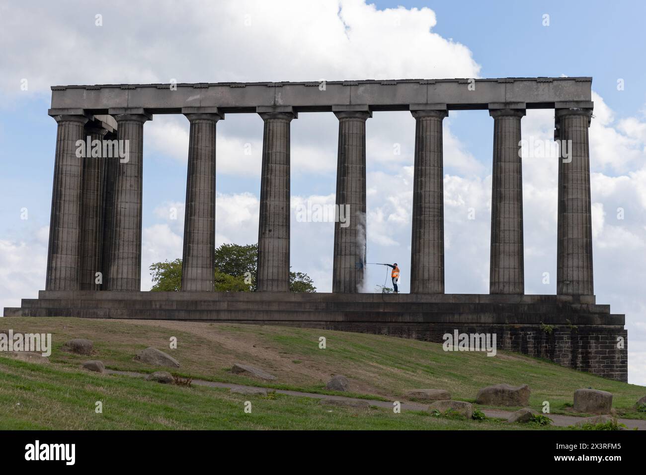 Il Monumento Nazionale a Calton Hill, Edimburgo, è pulito a vapore Foto Stock