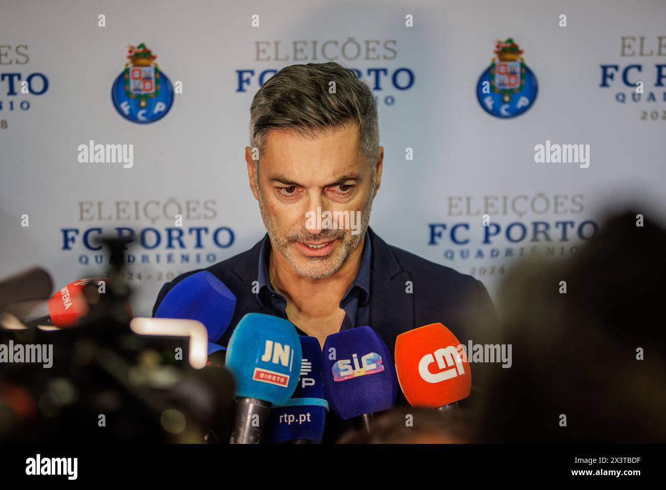 Porto, Portogallo. 27 aprile 2024. Porto, 04/27/2024 - elezioni per la presidenza del Futebol Clube do Porto a Estádio do Dragão. Vitor Baía (Miguel Pereira/Global Imagens) credito: Atlantico Press/Alamy Live News Foto Stock