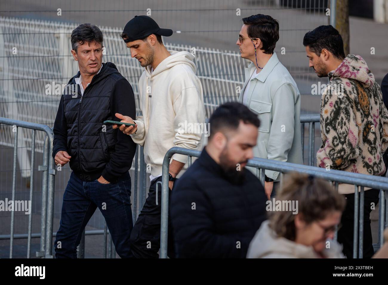 Porto, Portogallo. 27 aprile 2024. Porto, 04/27/2024 - elezioni per la presidenza del Futebol Clube do Porto a Estádio do Dragão. Domingos Patience; Goncalo Paciência (Miguel Pereira/Global Imagens) crediti: Atlantico Press/Alamy Live News Foto Stock