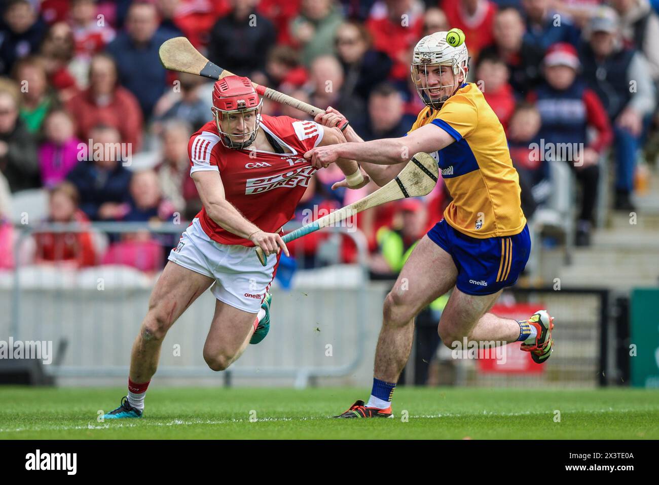 28 aprile 2024, Cork, Irlanda - Munster Senior Hurling Championship: Cork 3-24 - Clare 3-26 Foto Stock