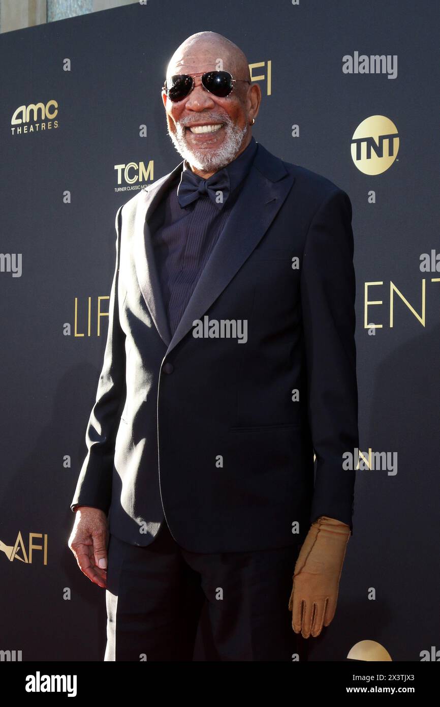 27 aprile 2024, Los Angeles, CA, Stati Uniti: LOS ANGELES - APR 27: Morgan Freeman agli AFI Lifetime Achievement Awards IHO Nicole Kidman al Dolby Theater il 27 aprile 2024 a Los Angeles, CA (Credit Image: © Kay Blake/ZUMA Press Wire) SOLO USO EDITORIALE! Non per USO commerciale! Foto Stock