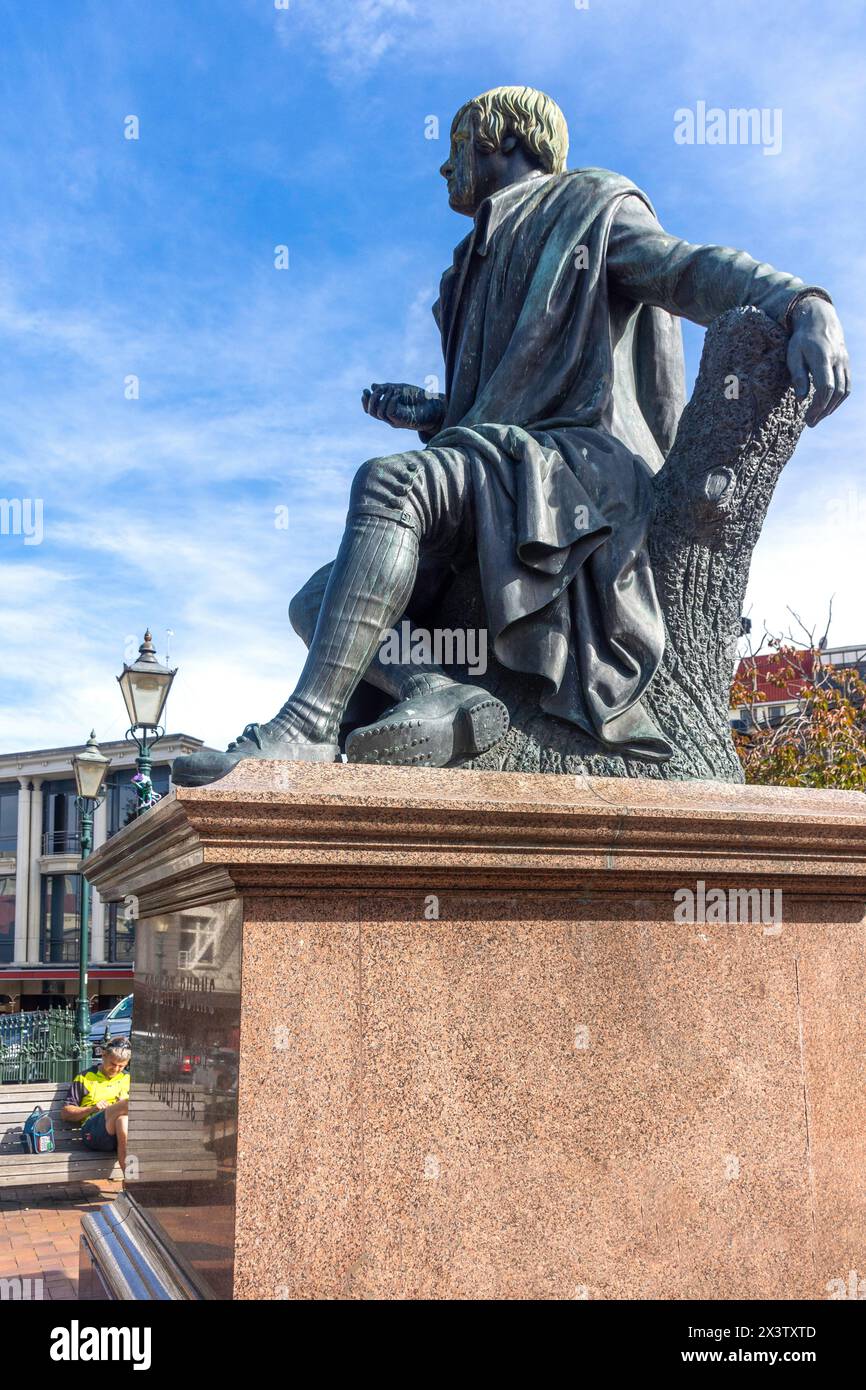 Statua di Robert Burn, l'ottagono, Dunedin Central, Dunedin (Ōtepoti), Otago, nuova Zelanda Foto Stock