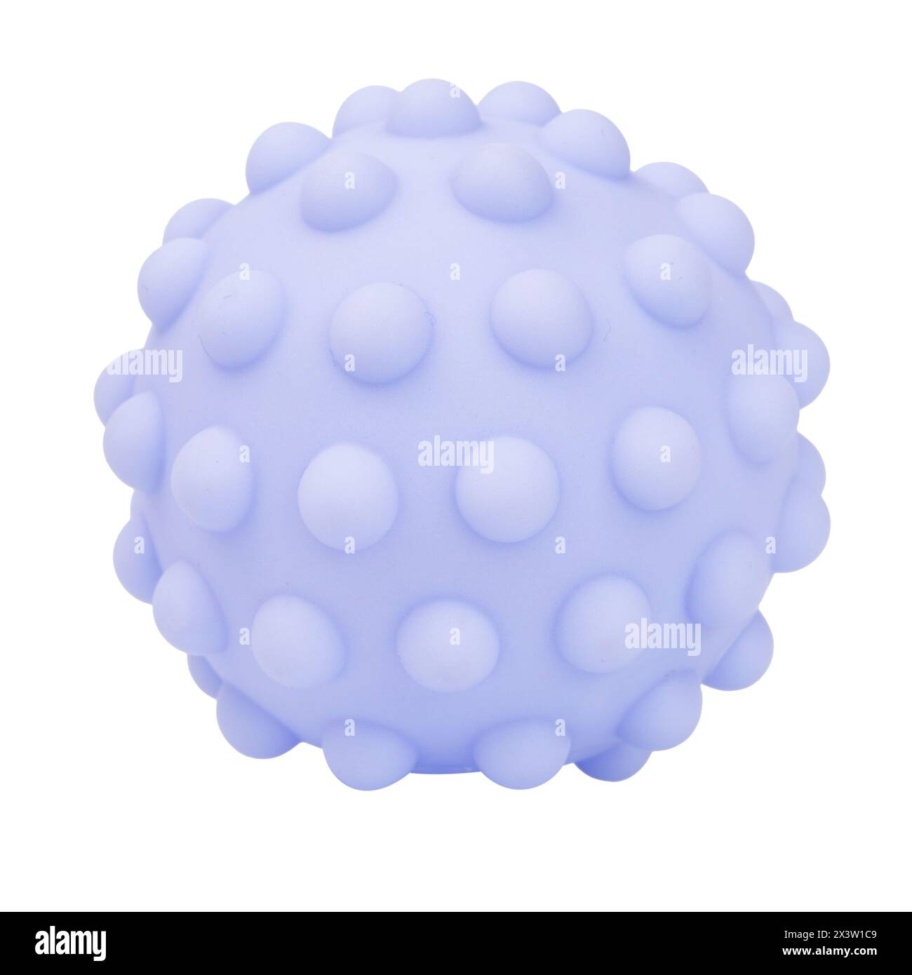 giocattolo per animali domestici con osso di cane a sfera isolato su sfondo bianco Foto Stock