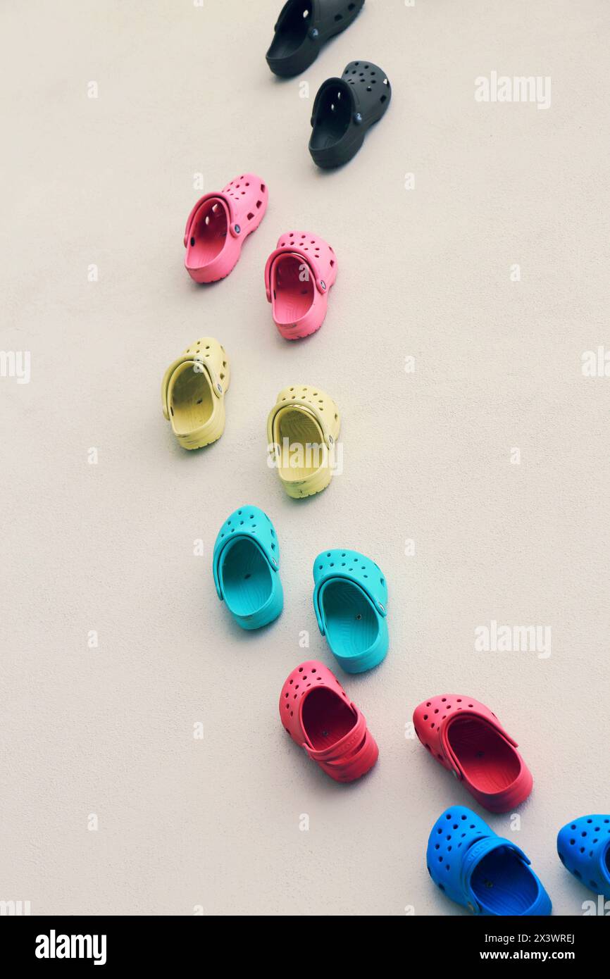 Scarpe di plastica. Birkenstock Foto Stock