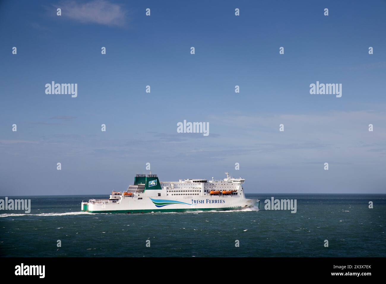 Irish Ferries at Sea, dover, Inghilterra, Regno Unito Foto Stock