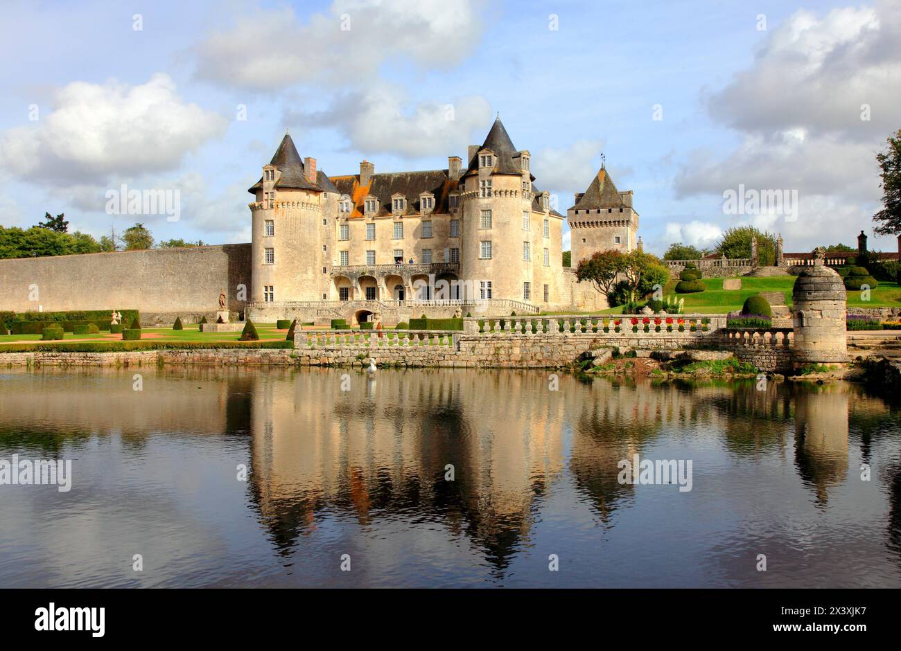 Francia, Nouvelle Aquitaine, Charente Maritime Department (17), Saint Porchaire, la Roche Courbon Castle Foto Stock
