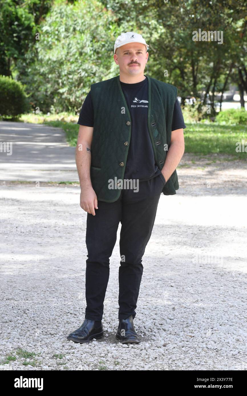 Roma, Italia. 29 aprile 2024. Roma: Casa del Cinema. Pellicola Photocall troppo blu. Nella foto: Brando Pacitto credito: Agenzia fotografica indipendente/Alamy Live News Foto Stock