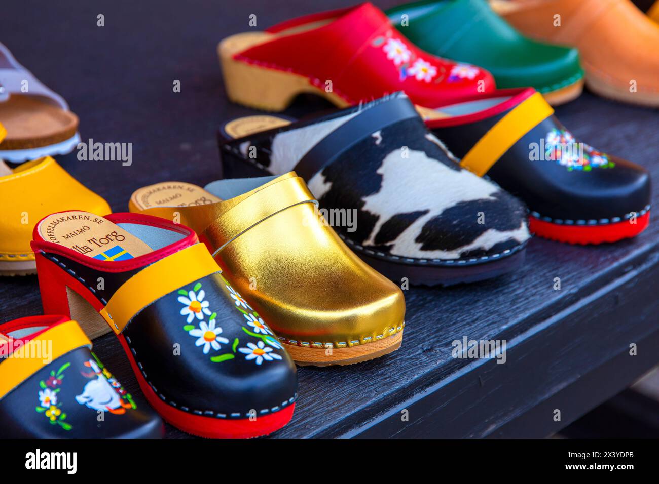 Zoccoli in vendita Foto Stock