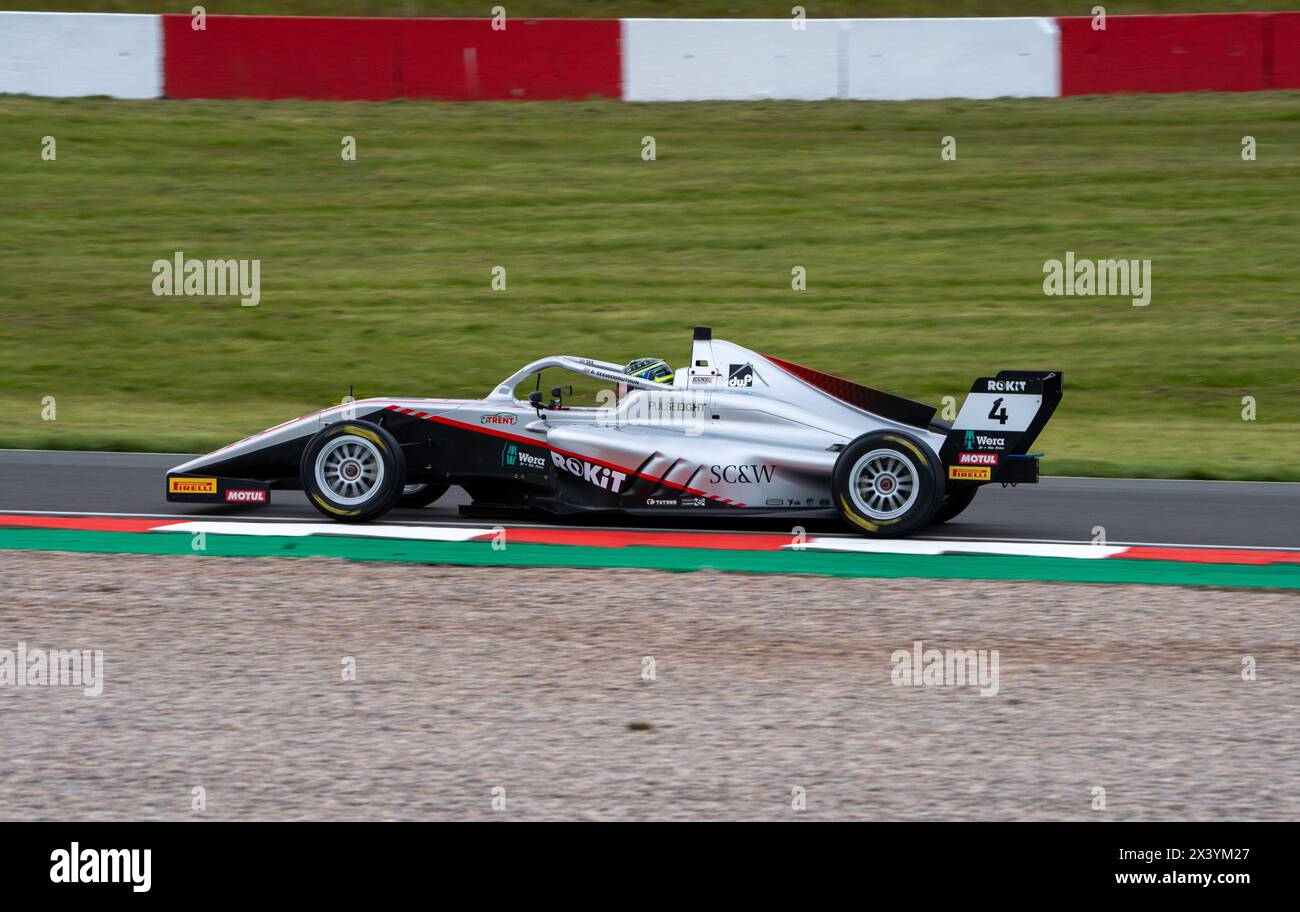 Reza SEEWOORUTHUN 4 HiTech Pulse-Eight Donington Park Qualifying at Donington Park, Derby, Inghilterra il 27 aprile 2024. Foto di Chris Williams. Editoria Foto Stock