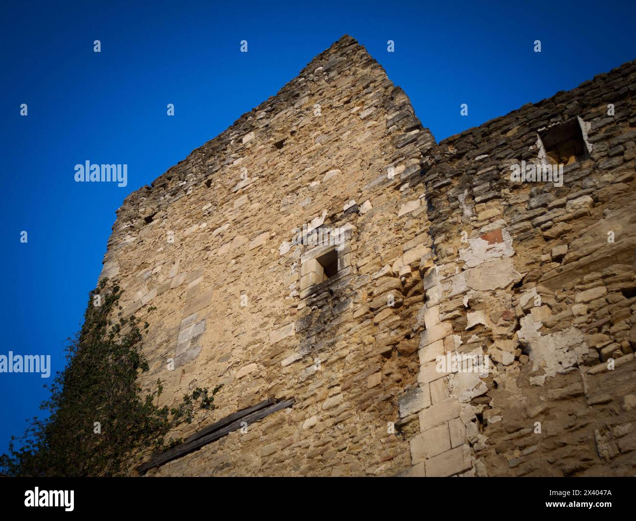 Parte dei resti di Château de Lagnes (castello di Lagnes), Lagnes, Luberon, Vaucluse, Provenza, Francia Foto Stock