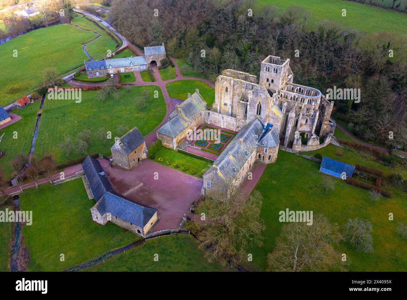 Francia, Manche, Cotentin. Hambye, abbazia di Notre-Dame de Hambye, ex monastero benedettino Foto Stock