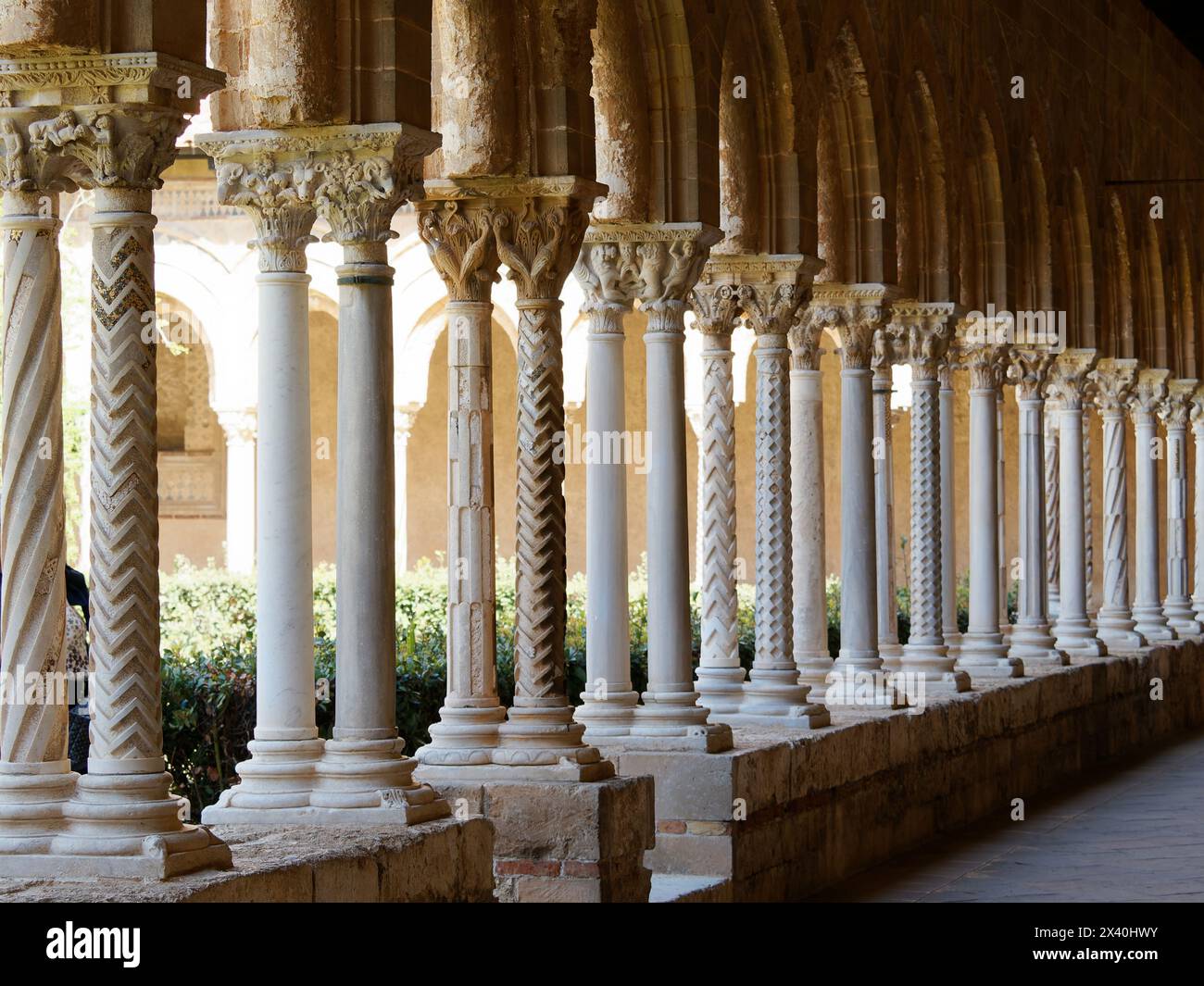 Vista del chiostro di Monreale vicino a Palermo Foto Stock