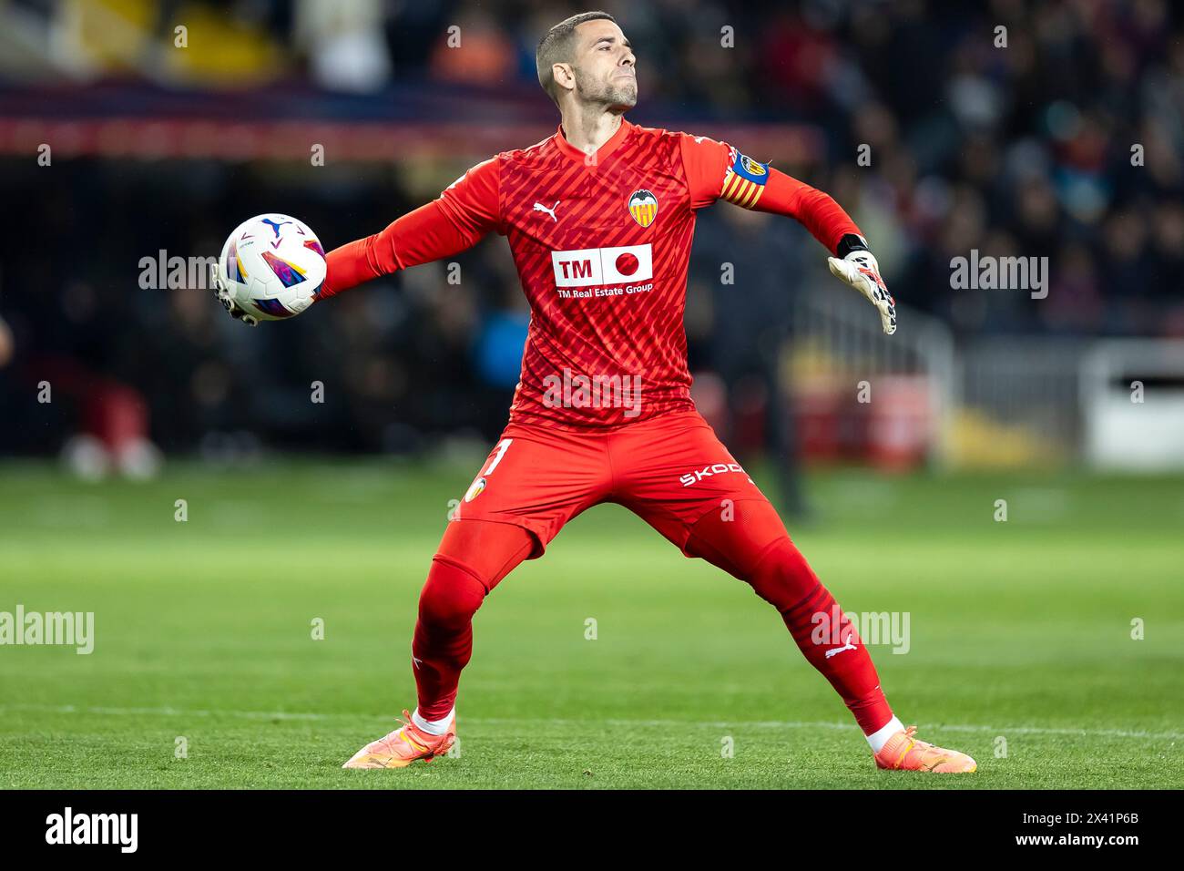 Barcellona, Spagna. 29 aprile 2024. BARCELLONA, SPAGNA - APRILE 29: Jaume Domenech del Valencia CF durante la partita Liga EA Sports tra FC Barcelona e Valencia CF all'Estadi Olimpic Lluis Companys il 29 aprile 2024 a Barcellona, Spagna crediti: DAX Images/Alamy Live News Foto Stock