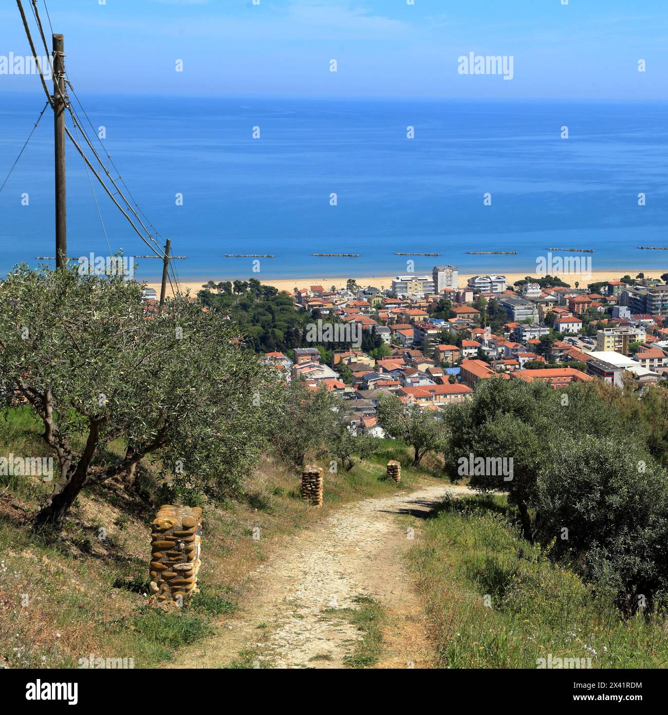 Sentiero escursionistico costiero, Montepagano, Roseto degli Abruzzi, Abruzzo, Italia Foto Stock