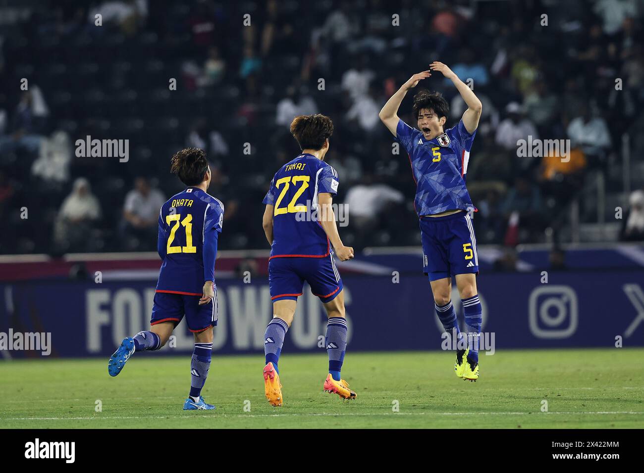 Doha, Qatar. 25 aprile 2024. Seiji Kimura (JPN) calcio: Coppa d'Asia AFC U23 Qatar 2024 partita dei quarti di finale tra Qatar e Giappone allo stadio Jassim Bin Hamad di Doha, Qatar . Crediti: Kenichi Arai/AFLO/Alamy Live News Foto Stock