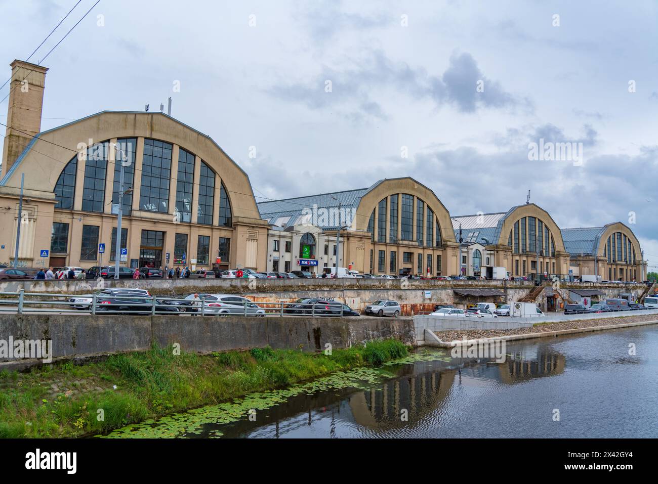 Riga mercato centrale in Lettonia, il mercato più grande d'Europa Foto Stock