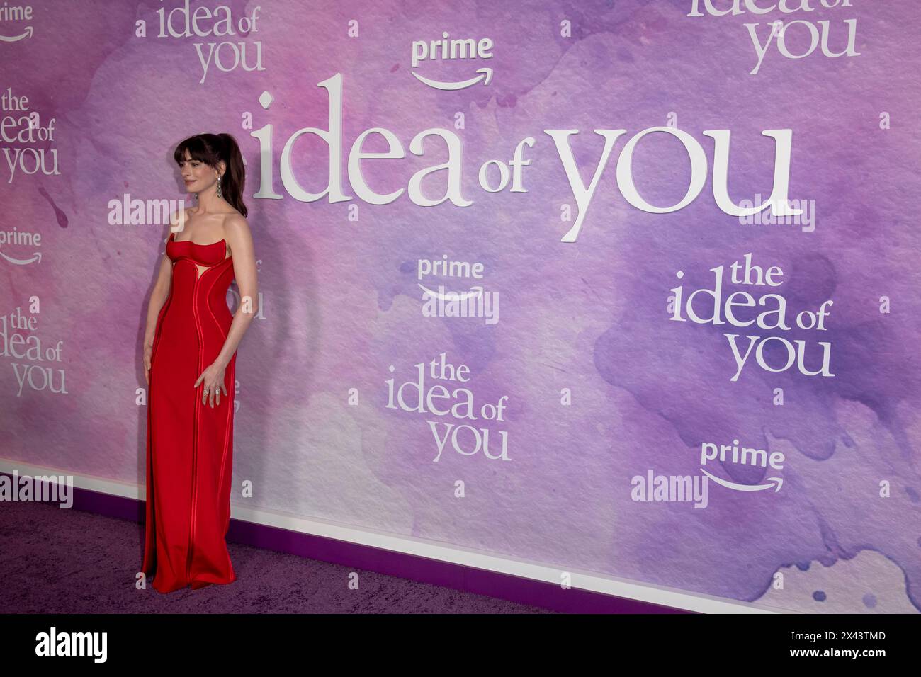 29 aprile 2024, Nova Iorque, Nova Iorque, Estados Unidos: (NOVO) "The idea of You" do prime Video Estreia em Nova York. 29 de abril de 2024, Nova York, Nova York, EUA: Anne Hathaway Participa do programa ''The idea of You'' do prime Video. Estreia em Nova York no Jazz al Lincoln Center em 29 de abril de 2024 na cidade de Nova York. (Immagine di credito: © Ron Adar/TheNEWS2 tramite ZUMA Press Wire) SOLO PER USO EDITORIALE! Non per USO commerciale! Foto Stock