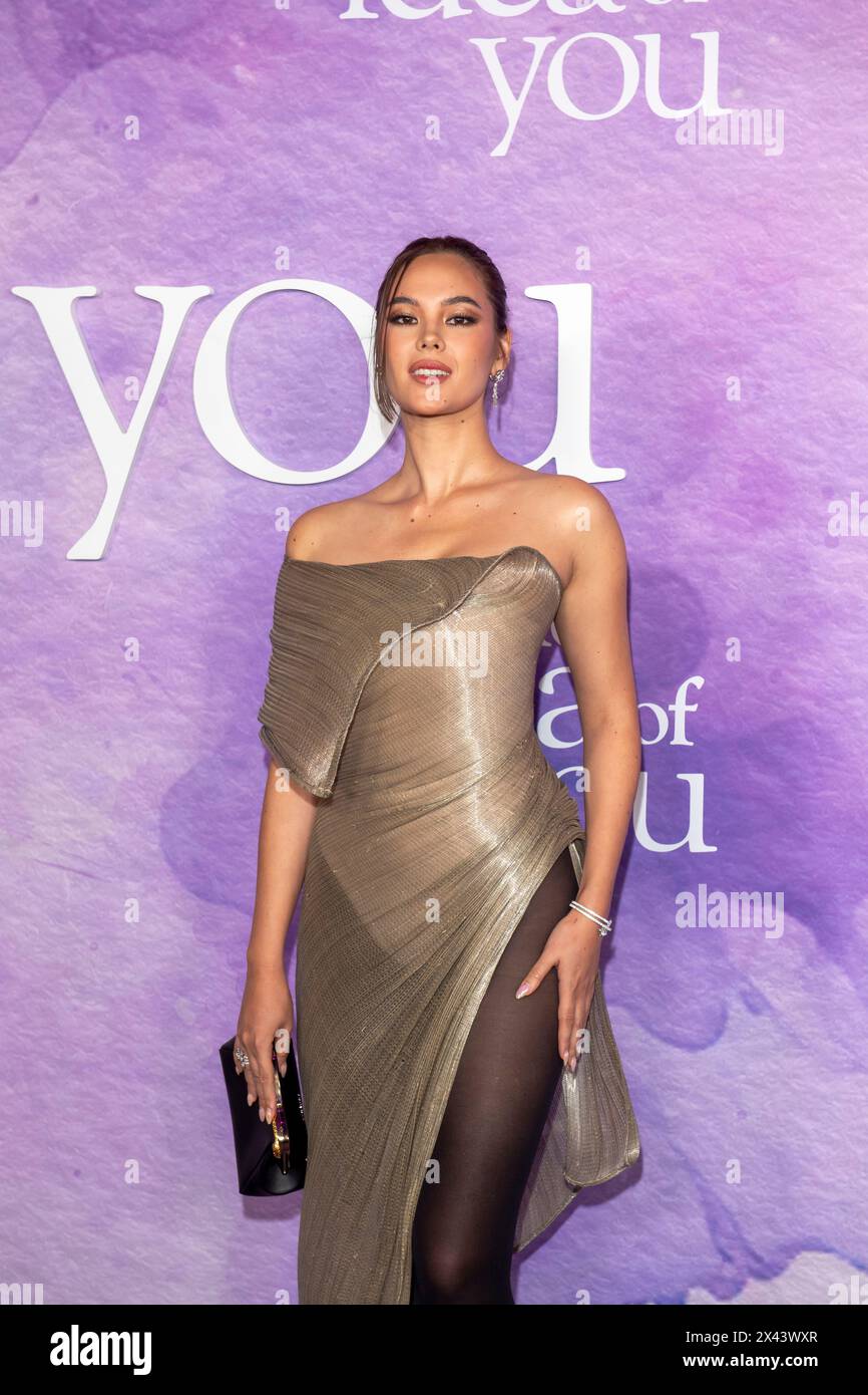 New York, Stati Uniti. 29 aprile 2024. Catriona Gray partecipa alla prima di "The idea of You" di The prime Video a New York al Jazz al Lincoln Center. Credito: SOPA Images Limited/Alamy Live News Foto Stock