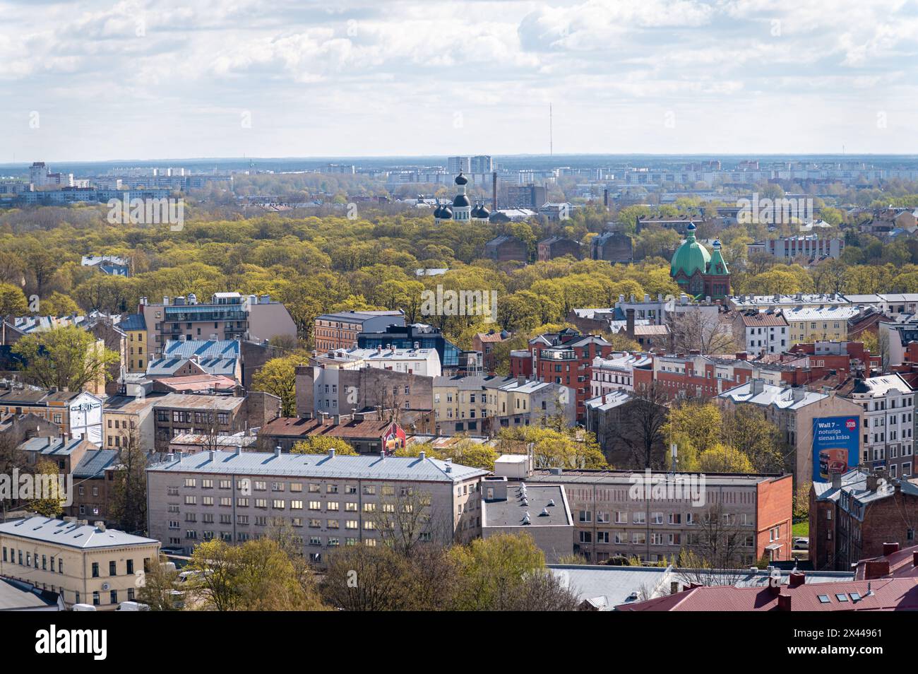 Vista dalla piattaforma di osservazione dell'Accademia lettone delle scienze, riga, Lettonia Foto Stock