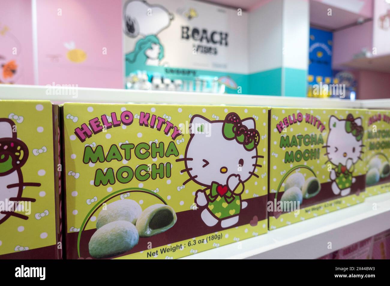 Miniso è un rivenditore di articoli di lifestyle globale con un negozio a Times Square, 2024, New York City, Stati Uniti Foto Stock