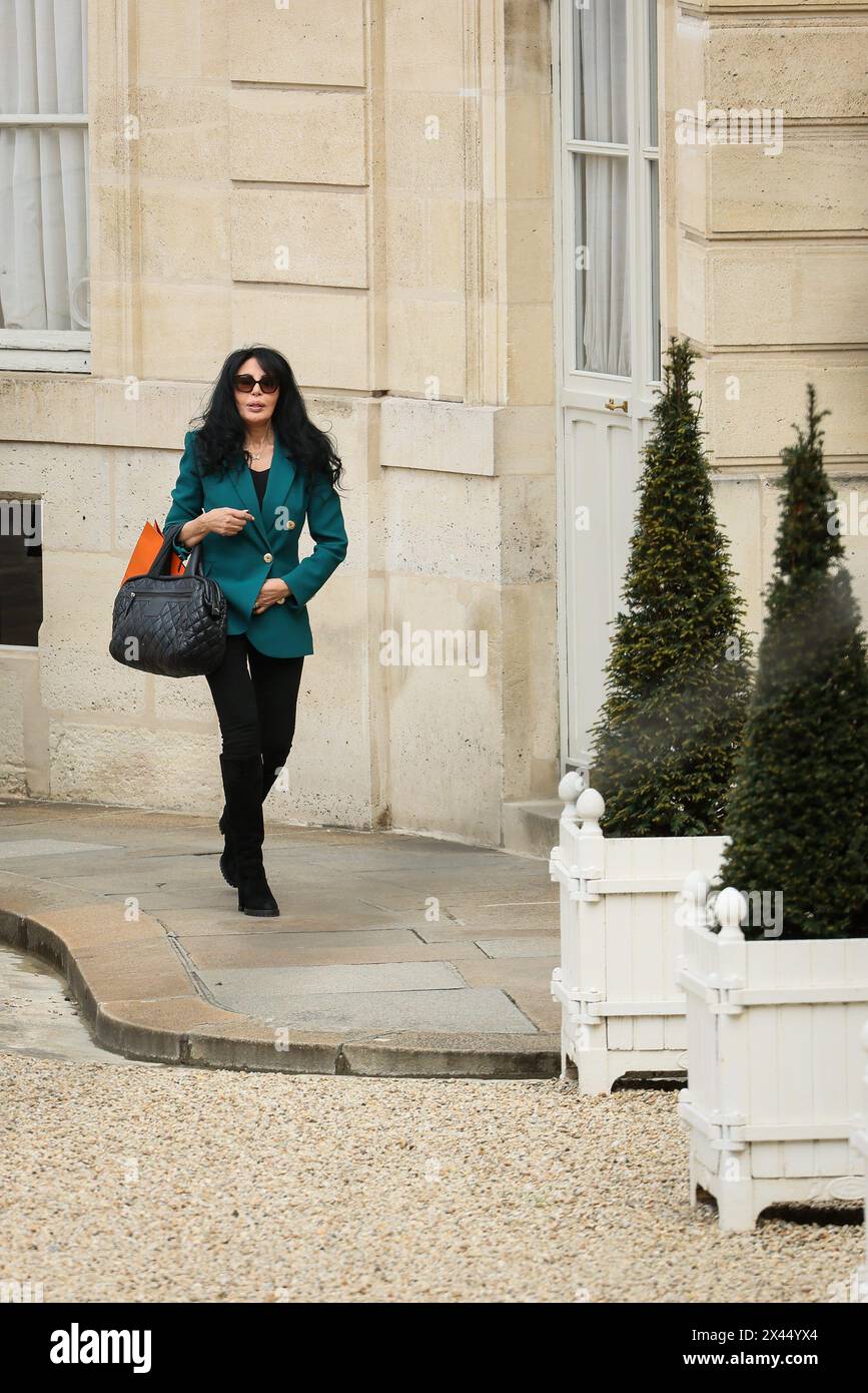 © Thomas Padilla/MAXPPP - Parigi, Francia. 30 aprile 2024. ; PARIGI, FRANCIA; LE PRESIDENT DE LA REPUBLIQUE, RECOIT LE PRESIDENT DE LA REPUBLIQUE DEMOCRATIQUE DU CONGO, AU PALAIS DE L'ELYSEE. YAMINA BENGUIGUI. Presidente francese, riceve il Presidente della Repubblica Democratica del Congo all'Elysee Palace di Parigi, il 30 aprile 2024. Crediti: MAXPPP/Alamy Live News Foto Stock
