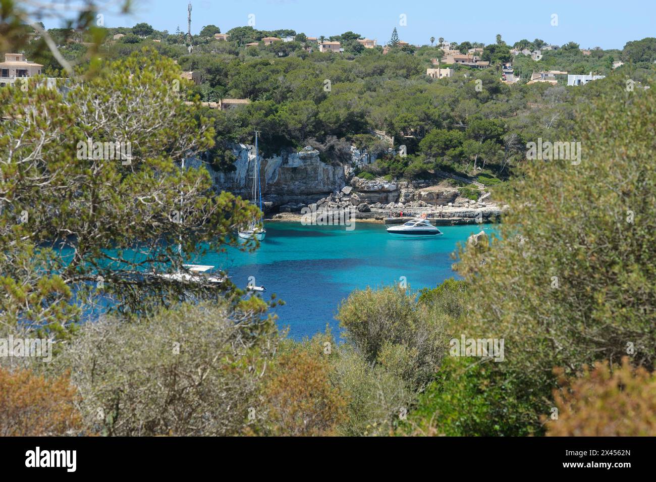 Ein kleines Dorf an dem Meer Foto Stock