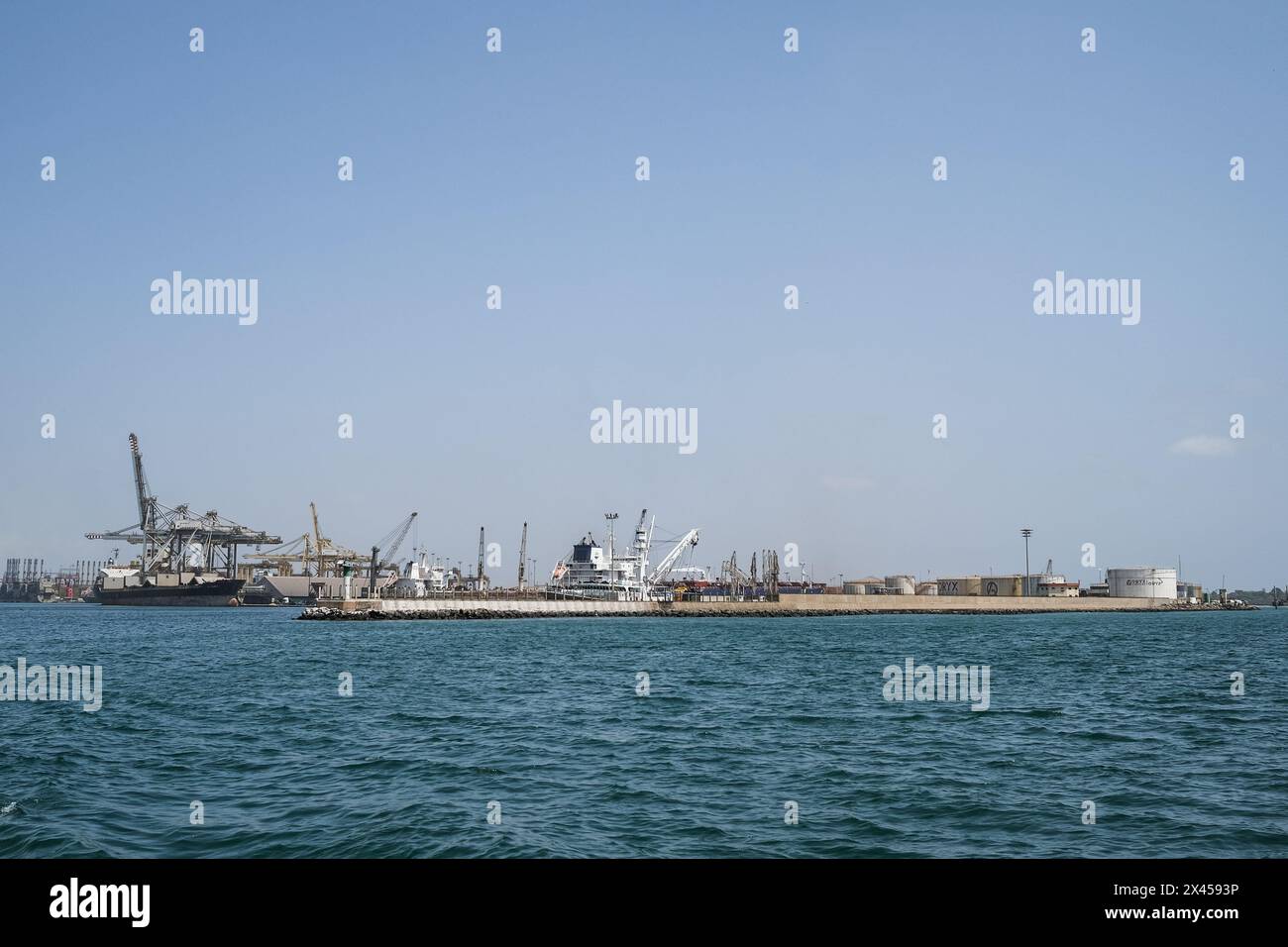 Nicolas Remene/le Pictorium - il porto autonomo di Dakar in Senegal. 23 aprile 2024. Senegal/Dakar/Dakar - il porto autonomo di Dakar, Senegal, il 23 aprile 2024. Crediti: LE PICTORIUM/Alamy Live News Foto Stock