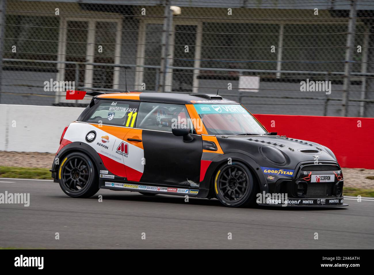 ANT Whorton-Eales 11 Vertu Motors Mini Challenge Donington Park a Donington Park, Derby, Inghilterra il 27 aprile 2024. Foto di Chris Williams. Editoriale Foto Stock