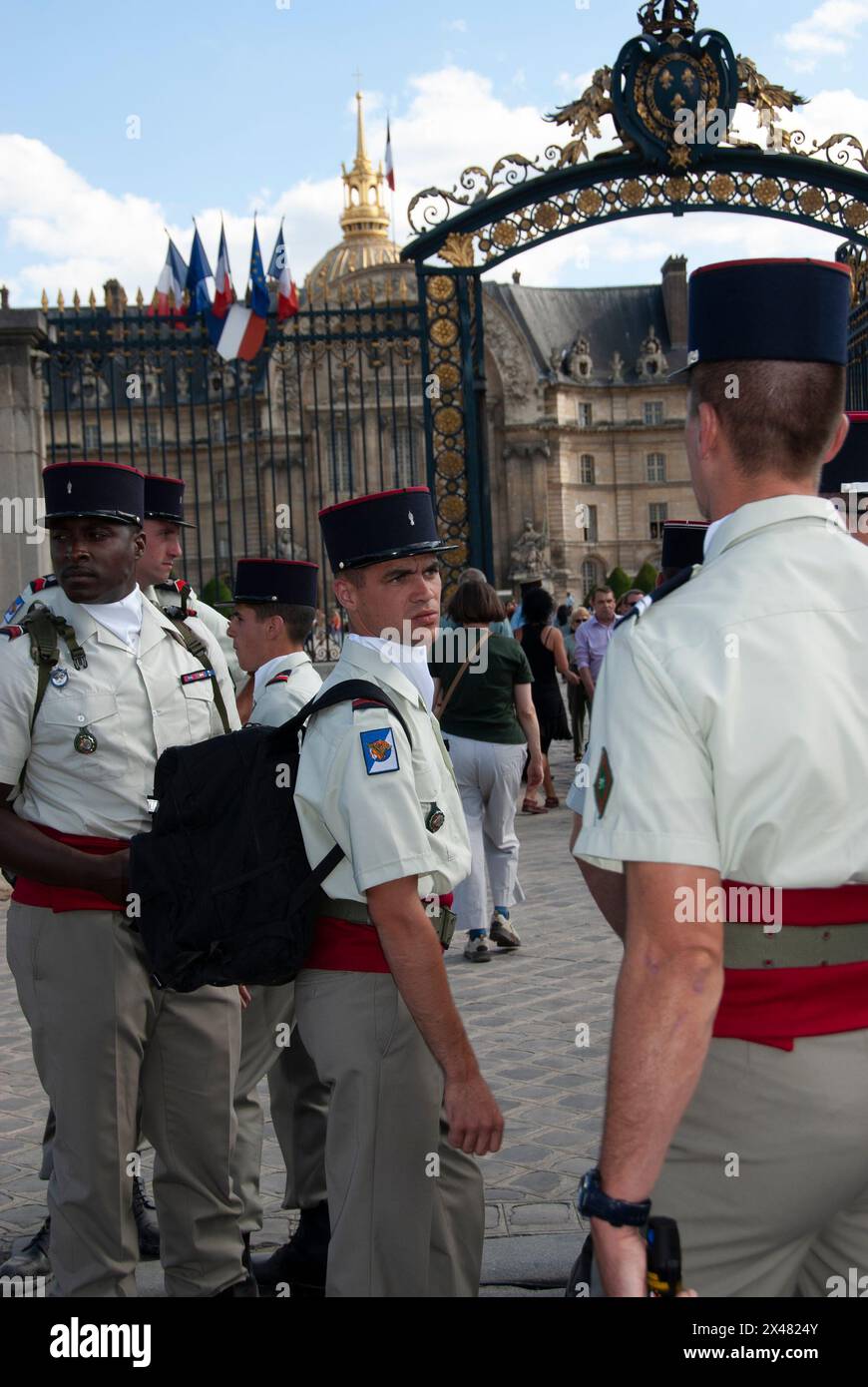 Parigi, Francia, gruppo, uomini, eventi pubblici, festa nazionale, Festa della Bastiglia, 14 luglio, incontro militare francese, uniformi, Invalides, Foto Stock