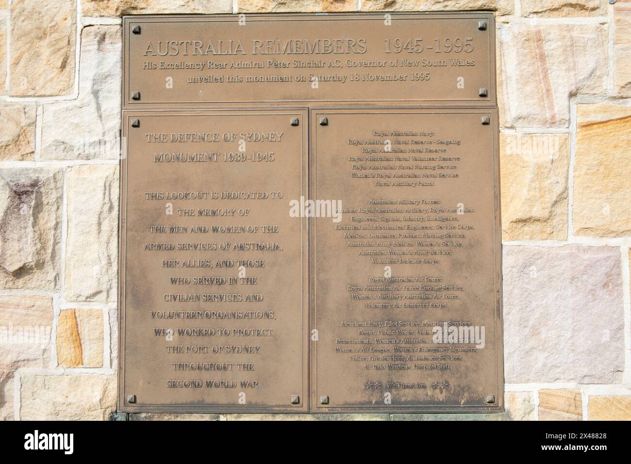 Monumento della difesa di Sydney e targa al Memorial Walk a North Head Manly, Sydney, NSW, Australia Foto Stock